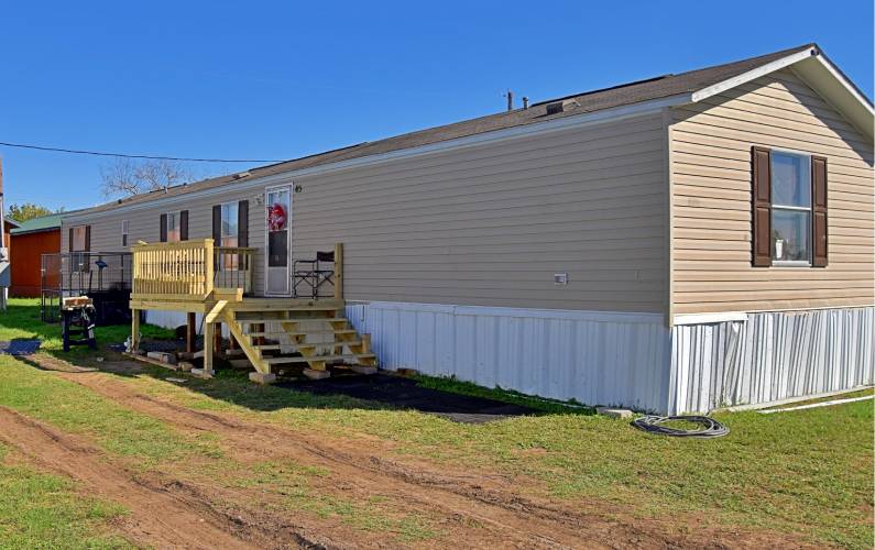 mobile home wholesaling now